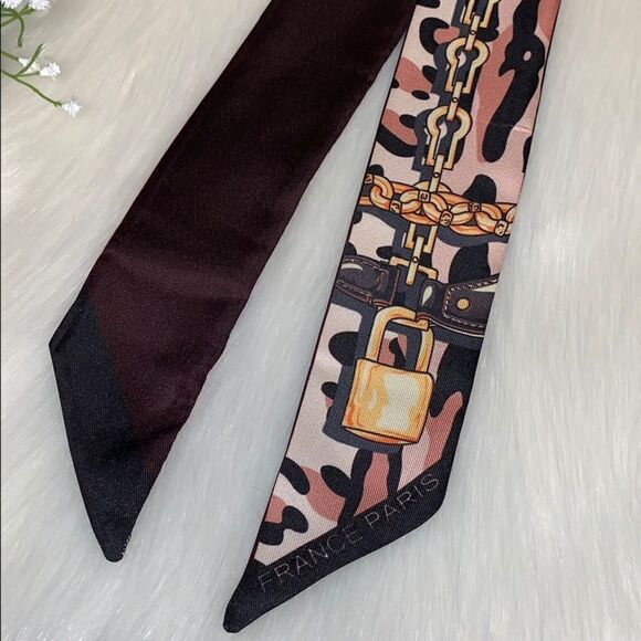 BLACK & TAN Leopard Lock Scarf Bandeau Tie - Picture 3 of 3
